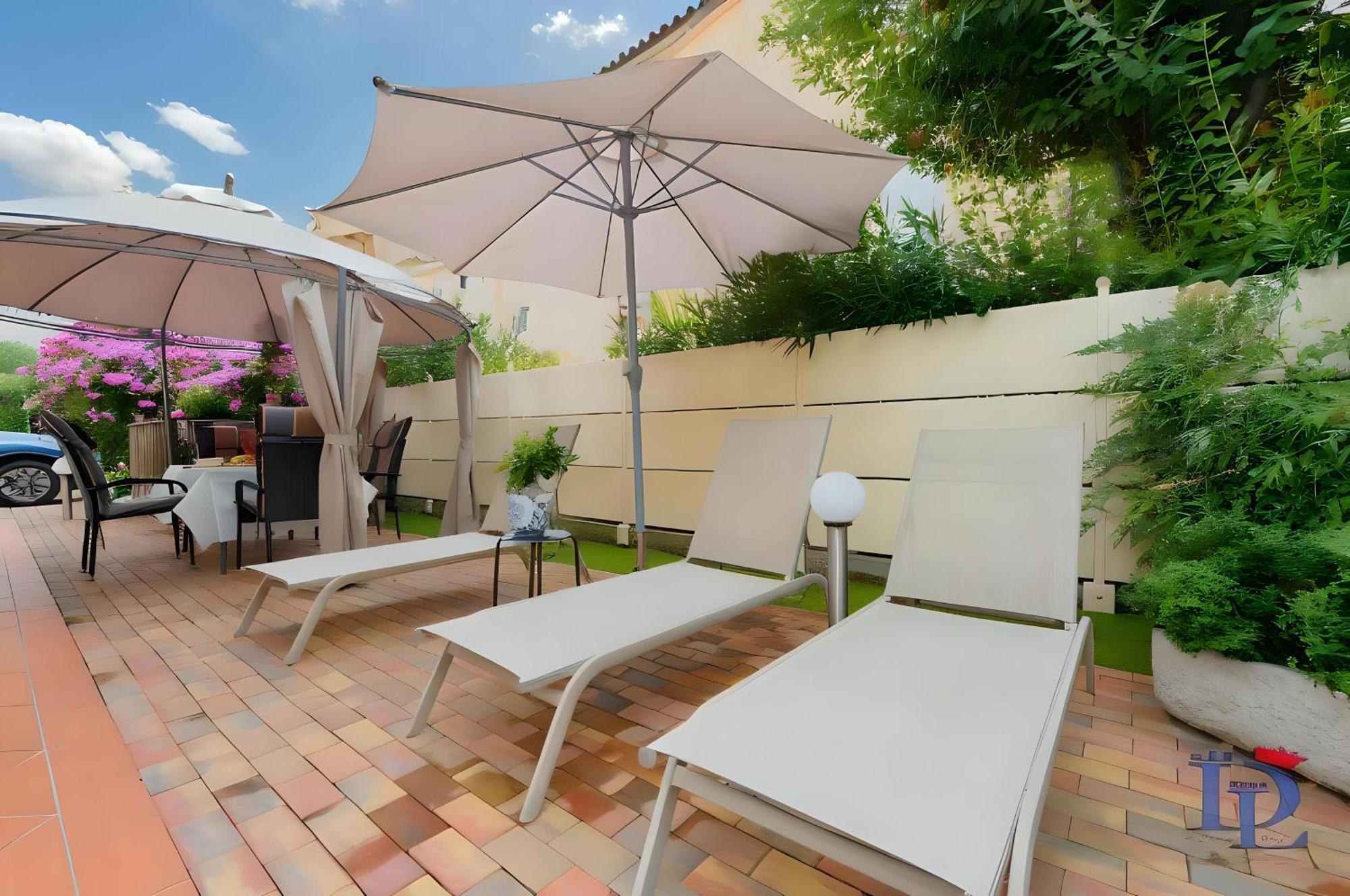 Desenzanoloft Official Partner Marriott Homes & Villas - Garden & Pool Desenzano del Garda Exterior photo